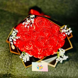 15-count-red-roses-babys-breath