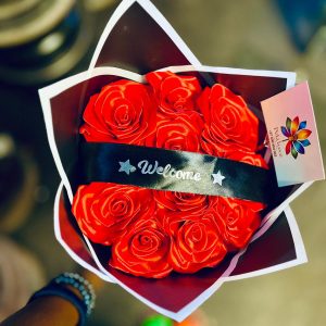 10-count-red-rose-bouquet-welcome-banner